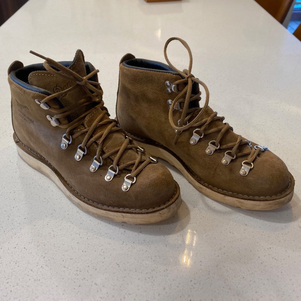 Danner Mountain Light - Olive Green Gore Tex Suede Leather Waterproof Boots